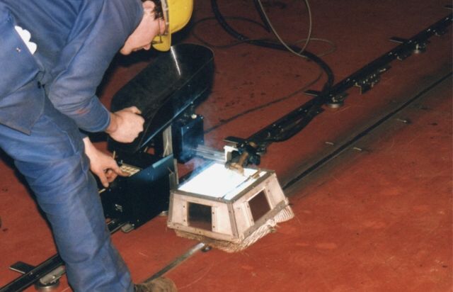 RD 1200 Universal Welder